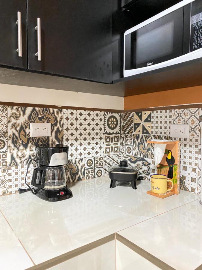 Pura Vida Apartment. 5 Min From Airport Alajuela Exterior photo