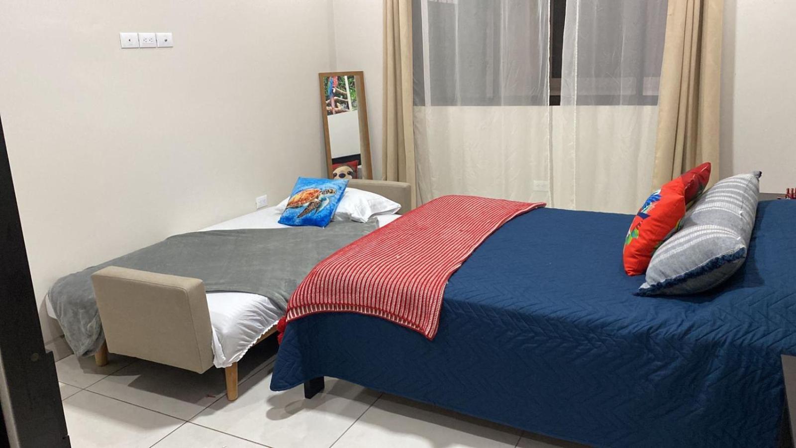 Pura Vida Apartment. 5 Min From Airport Alajuela Exterior photo